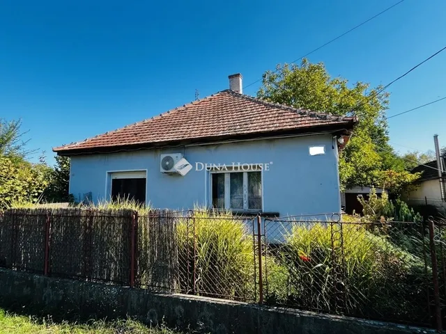 Eladó ház Tápiószele 75 nm