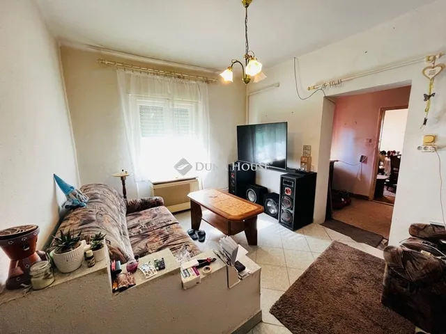 Eladó ház Tápiószele 75 nm