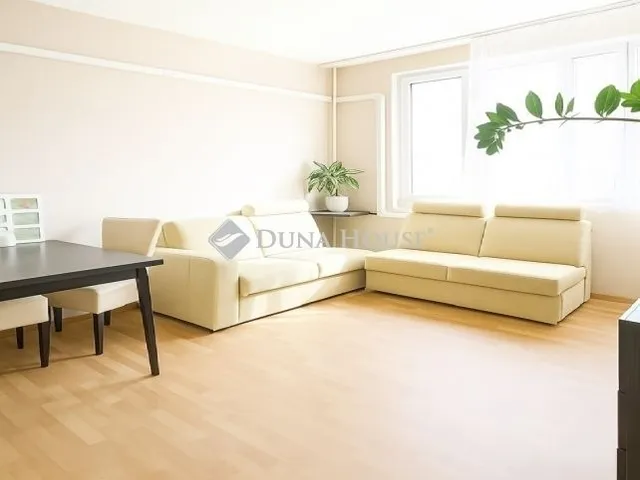 Eladó lakás Budapest XV. kerület 68 nm