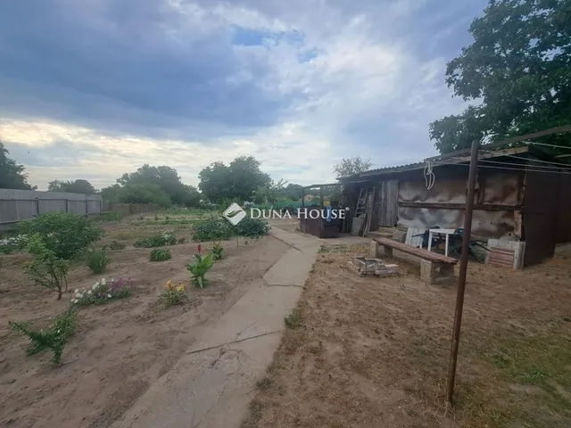 Eladó ház Tápiószele 53 nm