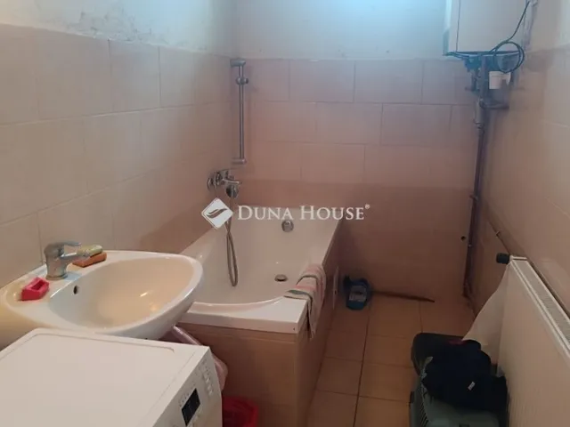 Eladó ház Szentmártonkáta 95 nm