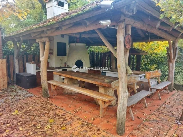 Eladó ház Kerepes 220 nm