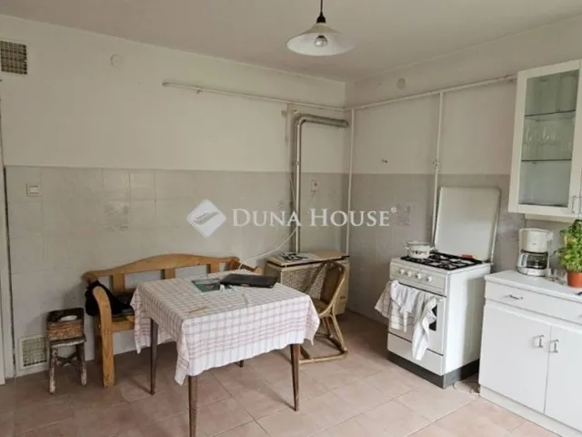 Eladó ház Kóka 165 nm