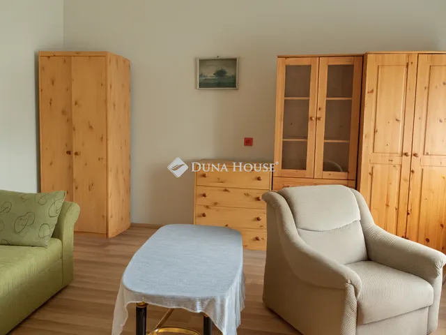 Eladó ház Szentmártonkáta 95 nm