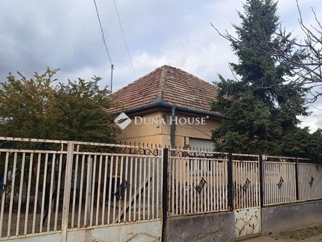 Eladó ház Szentmártonkáta 95 nm