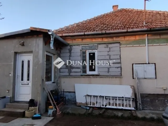 Eladó ház Tápiószecső 133 nm