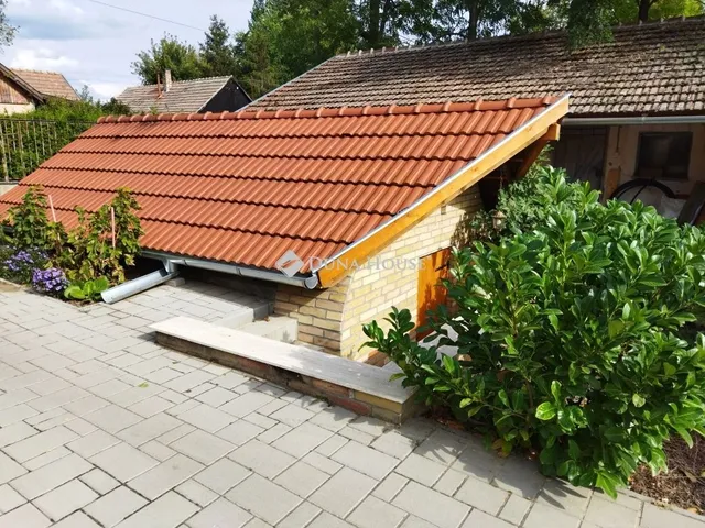 Eladó mezőgazdasági ingatlan Nagykáta 339 nm