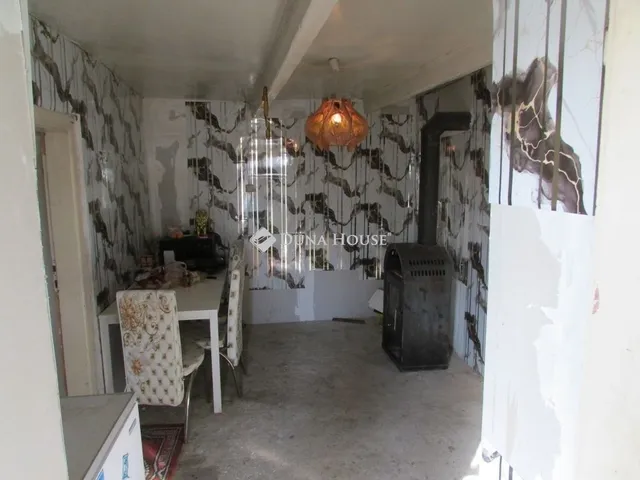 Eladó ház Szentmártonkáta 74 nm