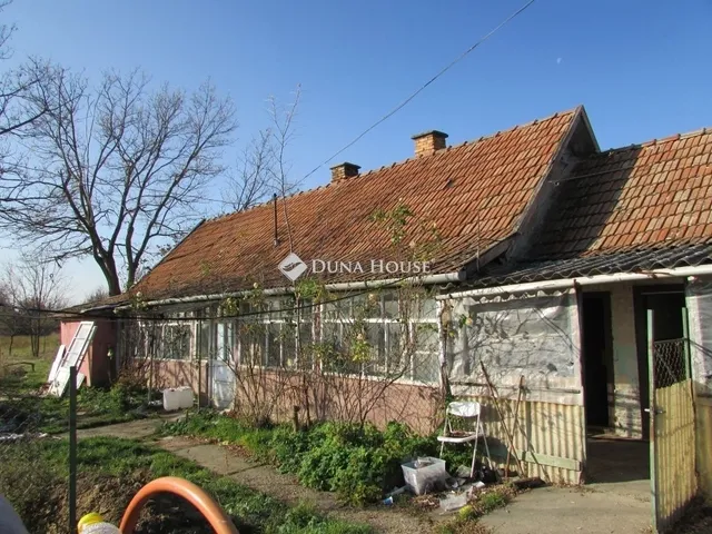 Eladó ház Szentmártonkáta 74 nm