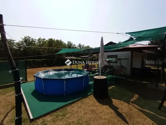 Eladó üdülő és hétvégi ház Tóalmás 50 nm