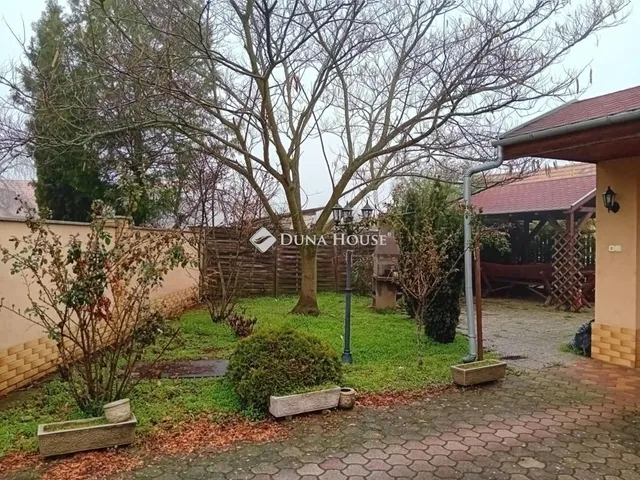 Eladó ház Tóalmás 223 nm