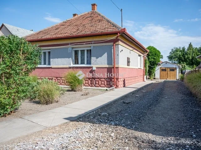 Eladó ház Nagykáta 75 nm