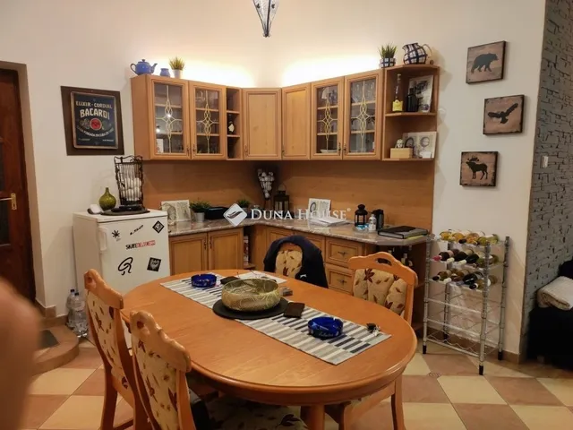 Eladó kereskedelmi és ipari ingatlan Nagykáta 331 nm