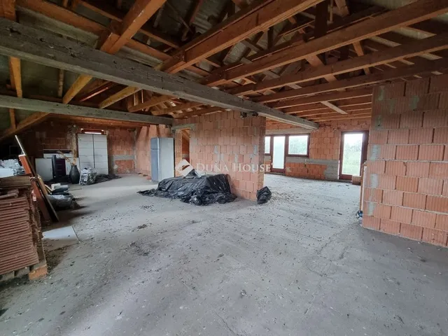 Eladó ház Tura 231 nm