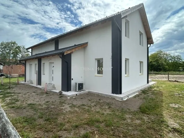 Eladó ház Vasad 110 nm