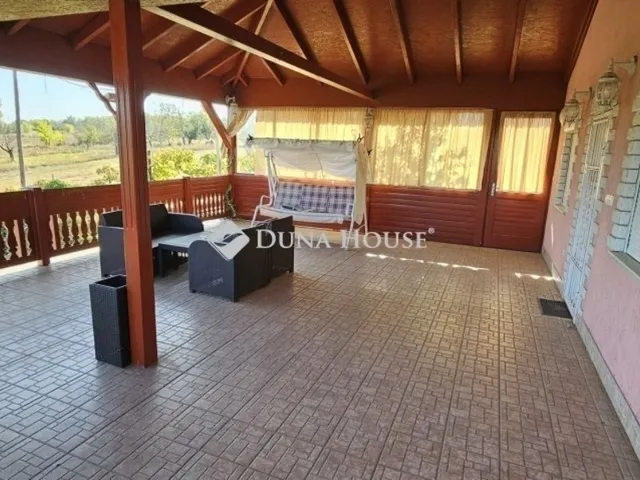 Eladó ház Tápiószecső 270 nm