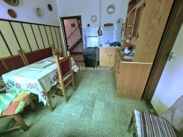 Eladó ház Gyömrő 180 nm