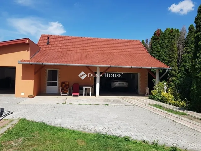 Eladó ház Maglód 193 nm