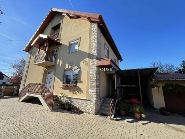 Eladó ház Dabas 240 nm