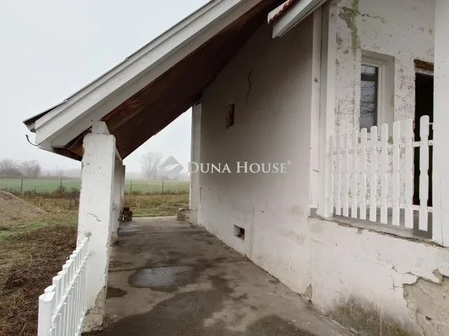 Eladó ház Tápióság 54 nm