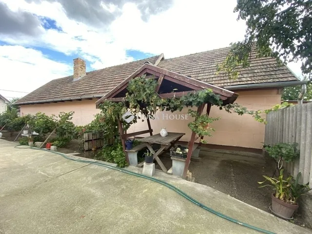 Eladó ház Zsámbok 75 nm