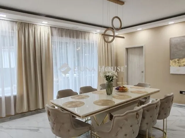 Eladó ház Üllő 150 nm