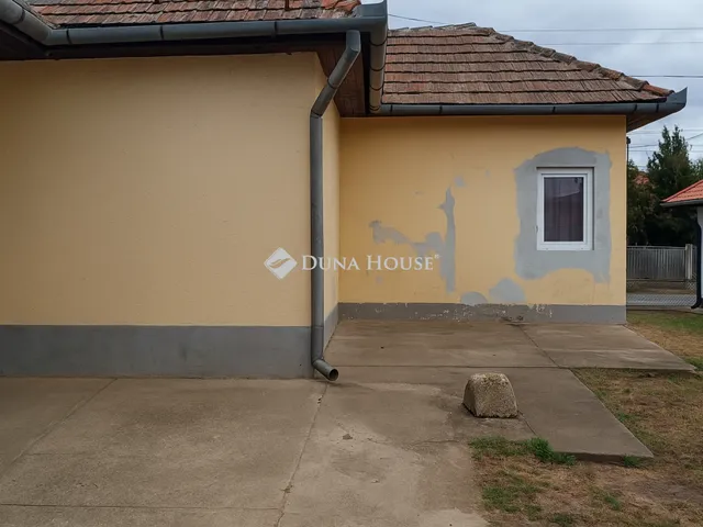 Eladó ház Szentmártonkáta 95 nm