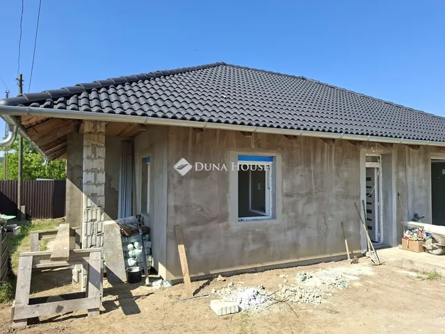 Eladó ház Isaszeg 95 nm