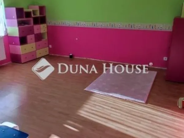 Eladó ház Isaszeg 161 nm