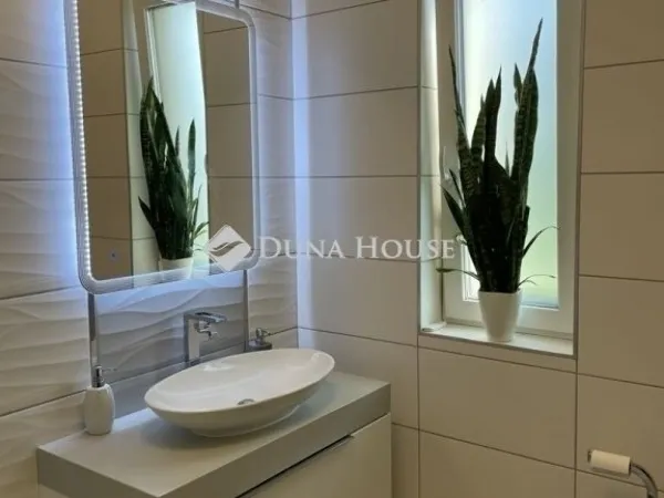 Eladó ház Veresegyház 170 nm