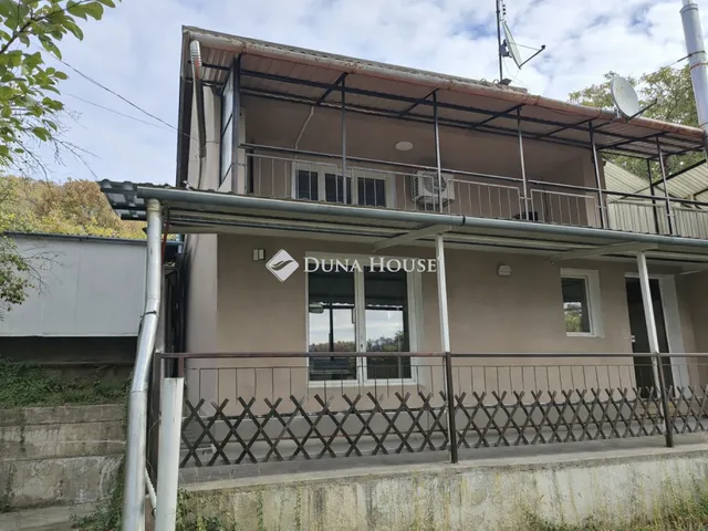 Eladó nyaraló Pomáz 43 nm