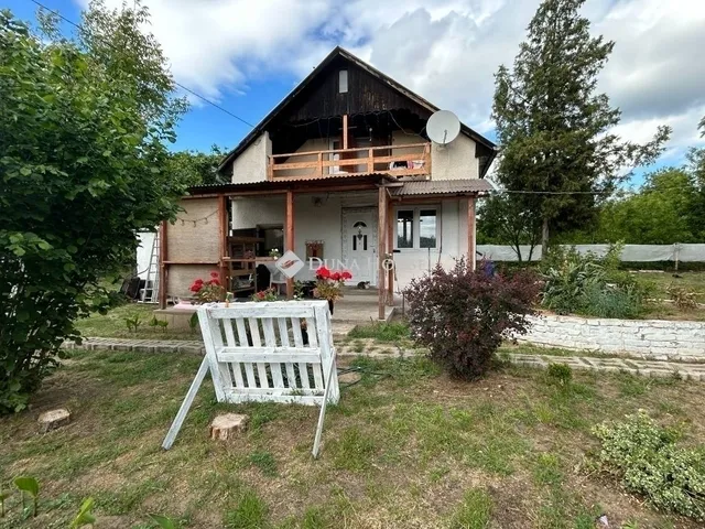 Eladó ház Monor 52 nm