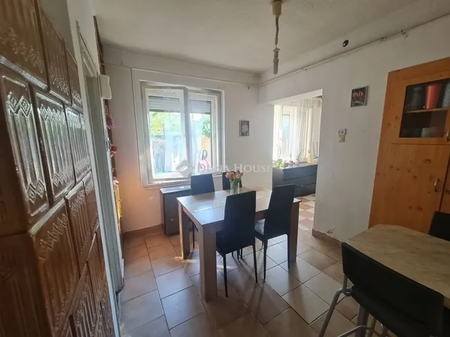 Eladó ház Monor 110 nm