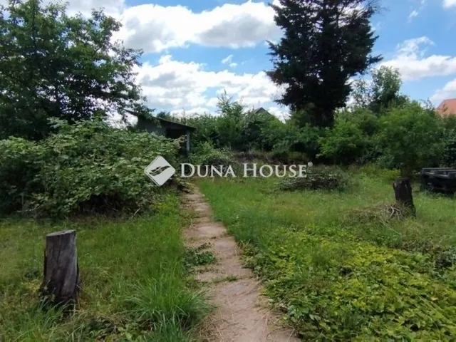 Eladó telek Gyömrő 1325 nm