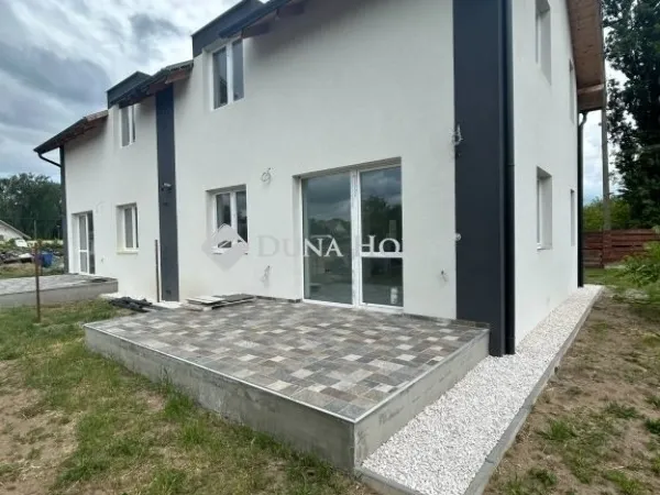 Eladó ház Vasad 110 nm