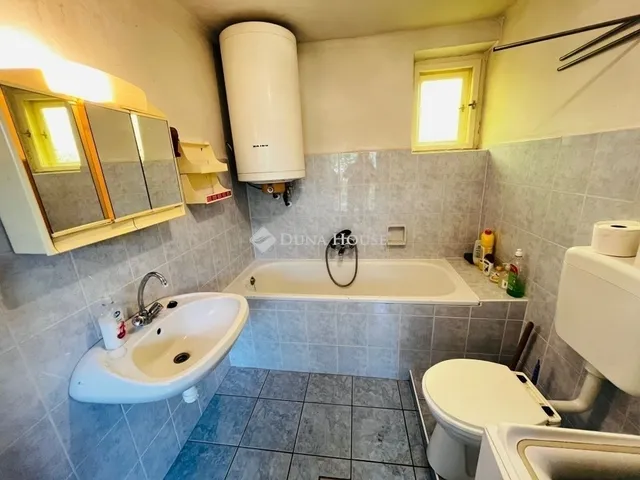 Eladó ház Tápiószecső 60 nm