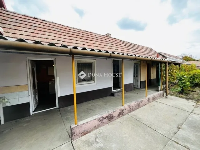 Eladó ház Tápiószecső 60 nm