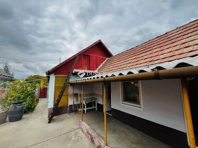 Eladó ház Tápiószecső 60 nm