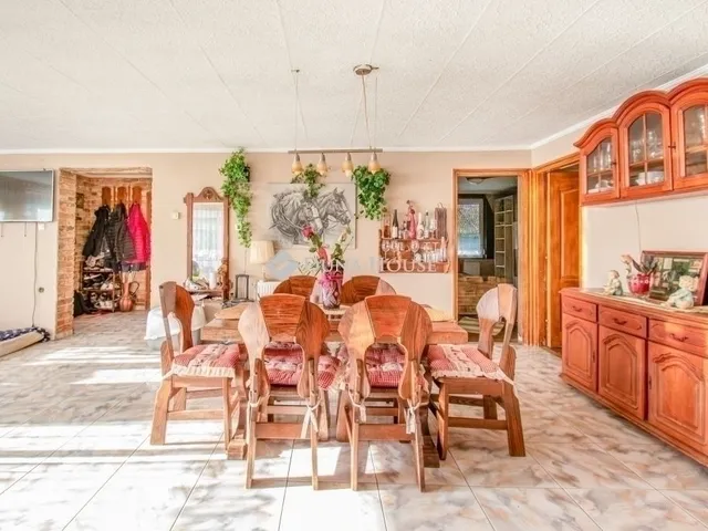 Eladó ház Üllő 150 nm