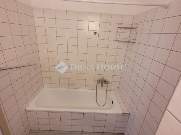 Eladó lakás Vecsés 93 nm