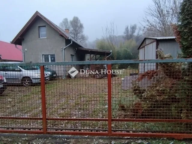 Eladó üdülő és hétvégi ház Pécel 65 nm