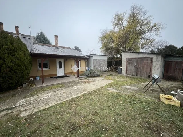 Eladó ház Albertirsa 30 nm