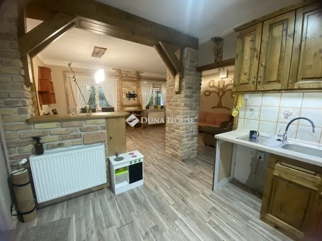 Eladó ház Isaszeg 161 nm