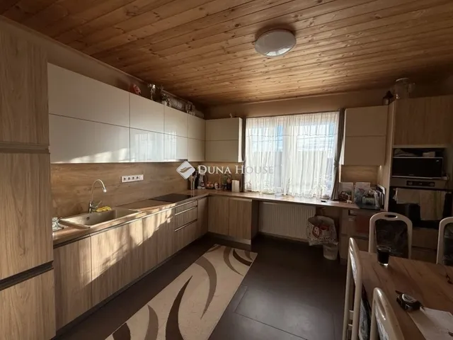 Eladó ház Kóka 206 nm