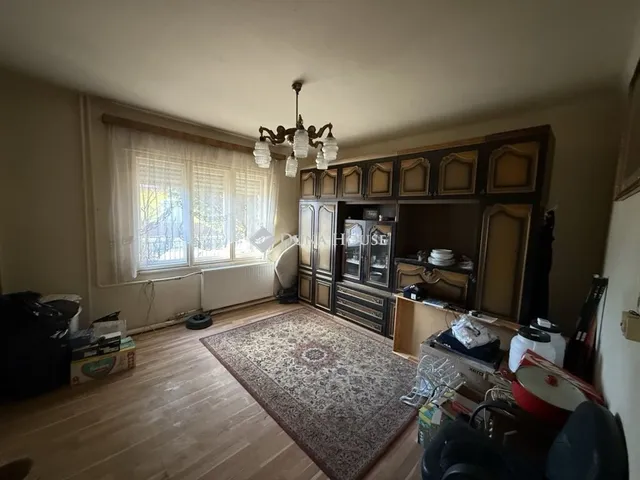 Eladó ház Kóka 206 nm