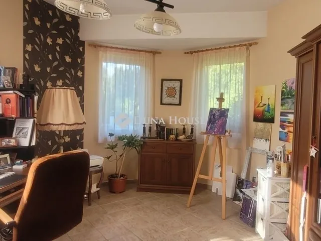 Eladó ház Szada 308 nm