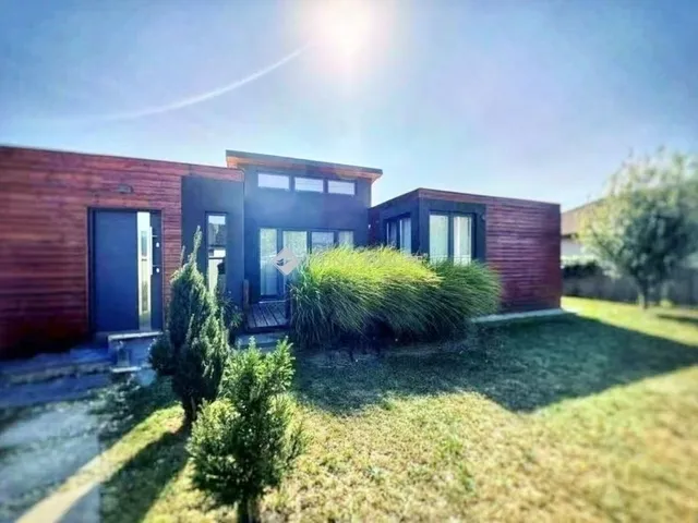 Eladó ház Nagytarcsa 140 nm