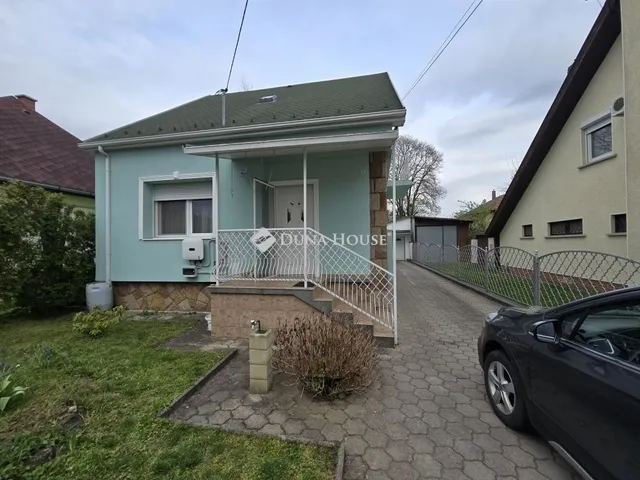 Eladó ház Pécel 105 nm