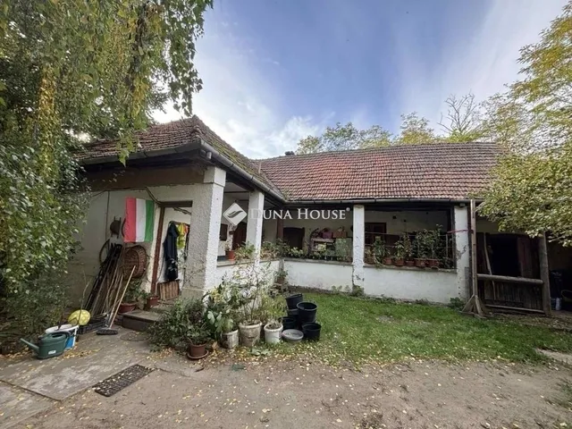 Eladó mezőgazdasági ingatlan Sülysáp 130 nm