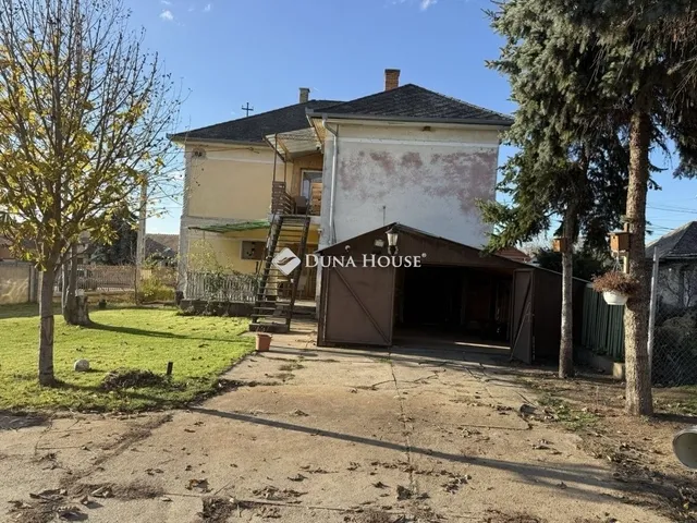 Eladó ház Kóka 206 nm